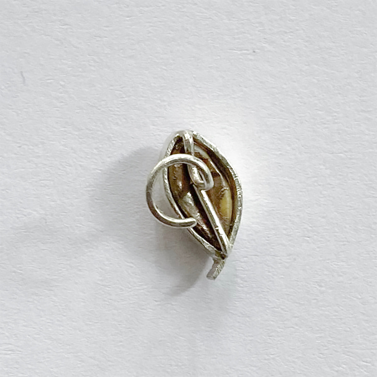 PICHWAI Netra Nose Pin