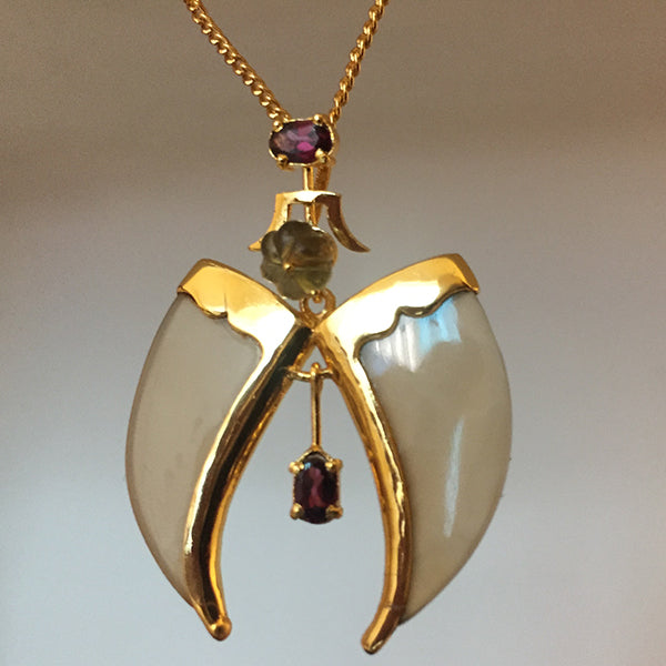 AVANI Gold Faux Tiger Claw Pink Floral Pendant