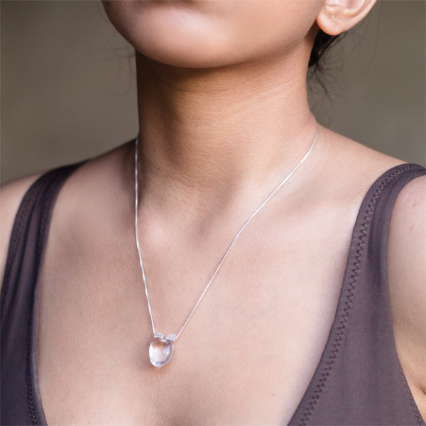 HEART Two Veins White Necklace