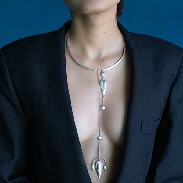 TUSCANY Toggle Necklace