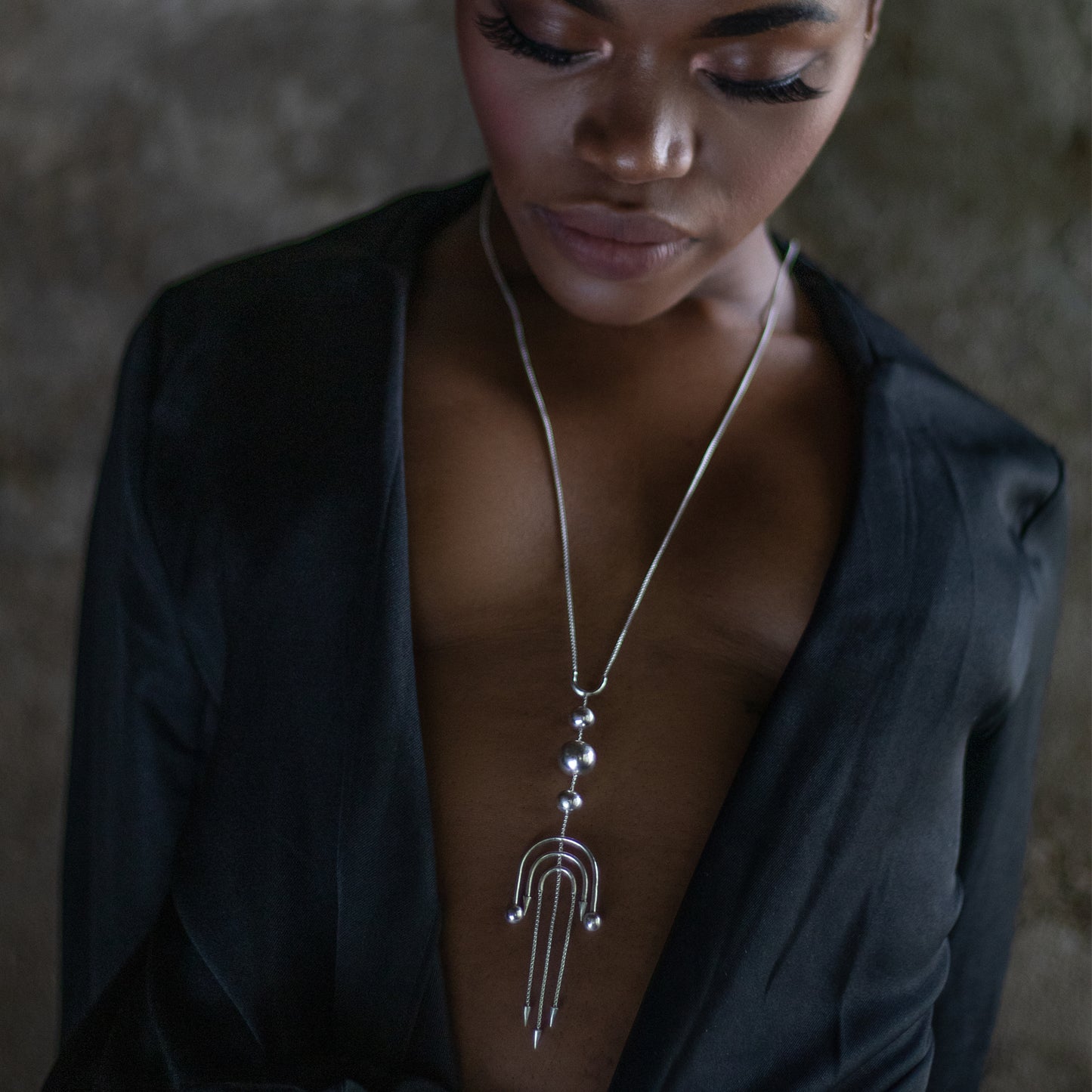 DECO Silver Flapper Lariat