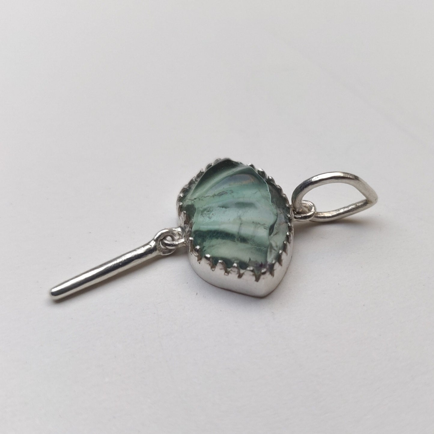 PICHWAI Fluorite Lotus Leaf Pendant