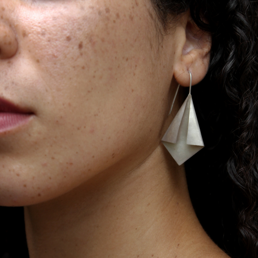 GARVI Origami Back-Fold Earrings