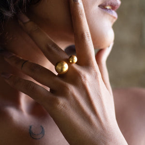 DECO Gold Sphere Ring