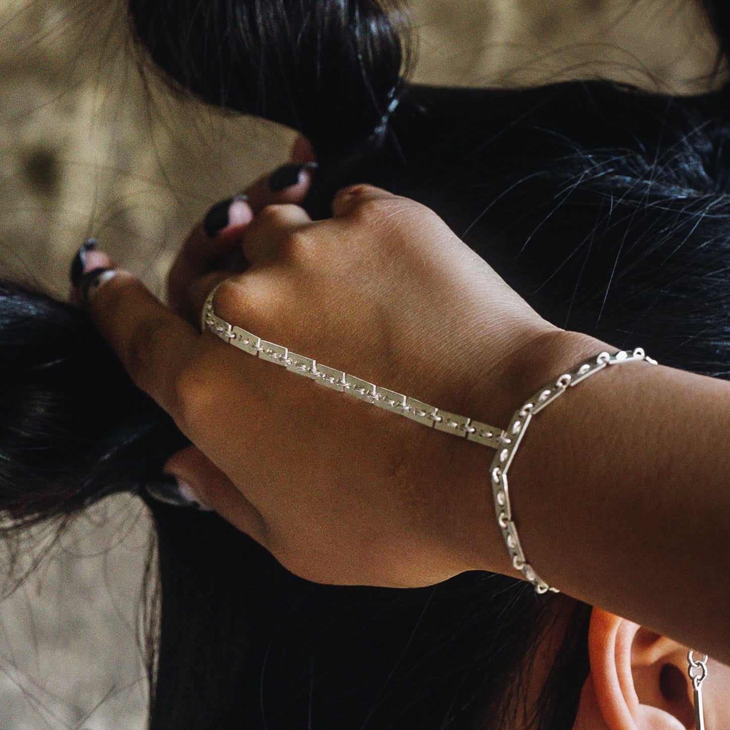 SWAY Hand Harness