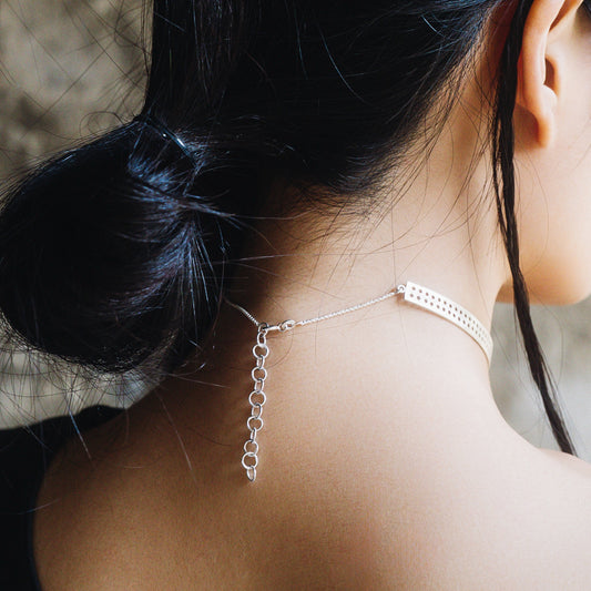 SWAY Choker