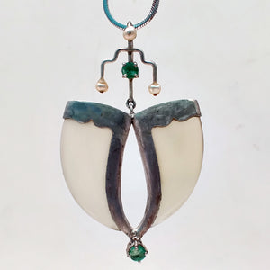 AVANI Faux Tiger Claw Green Royal Pendant (without chain)