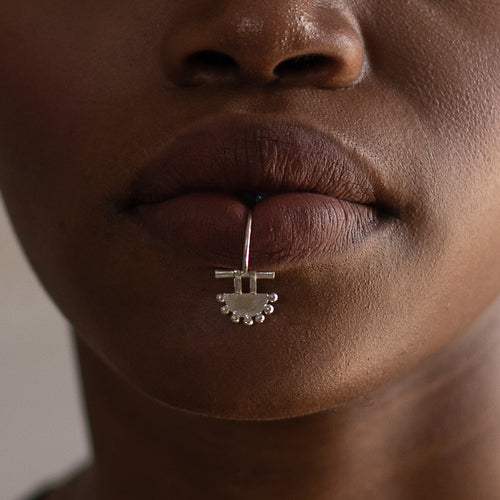 SEJAL Silver Lip Ring