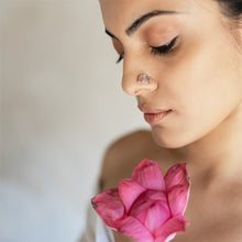 Load image into Gallery viewer, PICHWAI Rose Ouartz Lotus Nose Pin
