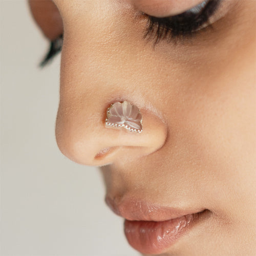 PICHWAI Rose Quartz Lotus Nose Pin