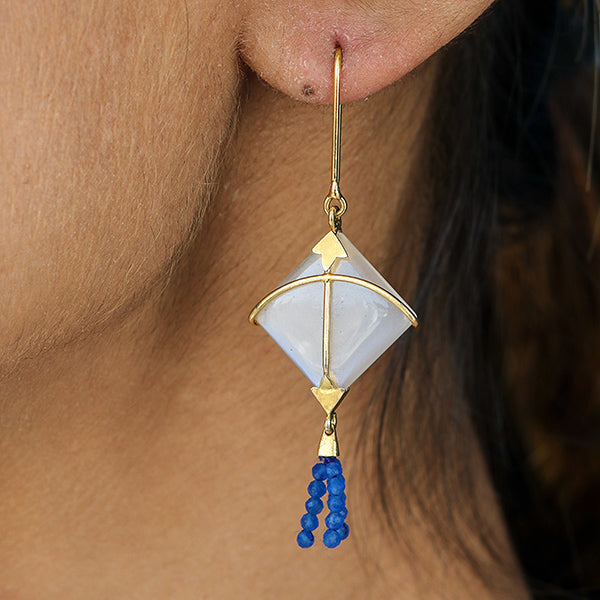 PATANG Small Moonstone With Blue Chalcedony Tassel