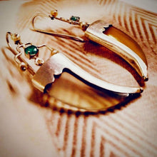 Load image into Gallery viewer, AVANI Silver Faux Tiger Claw Green Royal Earrings
