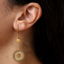 Load image into Gallery viewer, RHEA One Dot Gold Earrings
